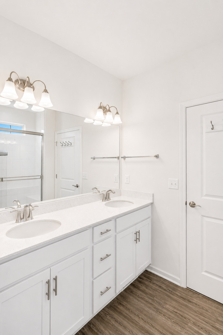 2077 Hearthstone Avenue, Yorkville, IL 60560