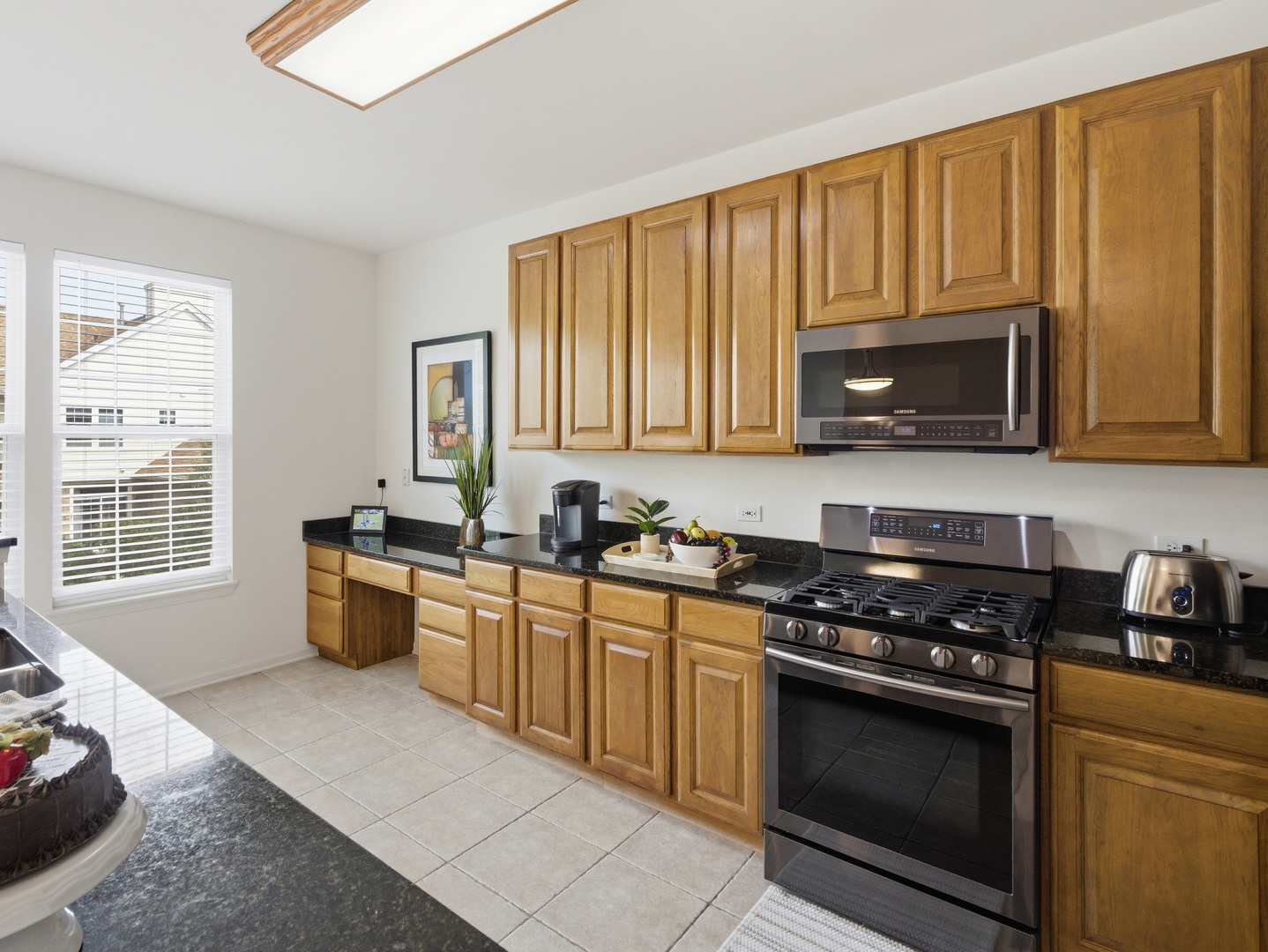 490 Dolton Lane, Carol Stream, IL 60188