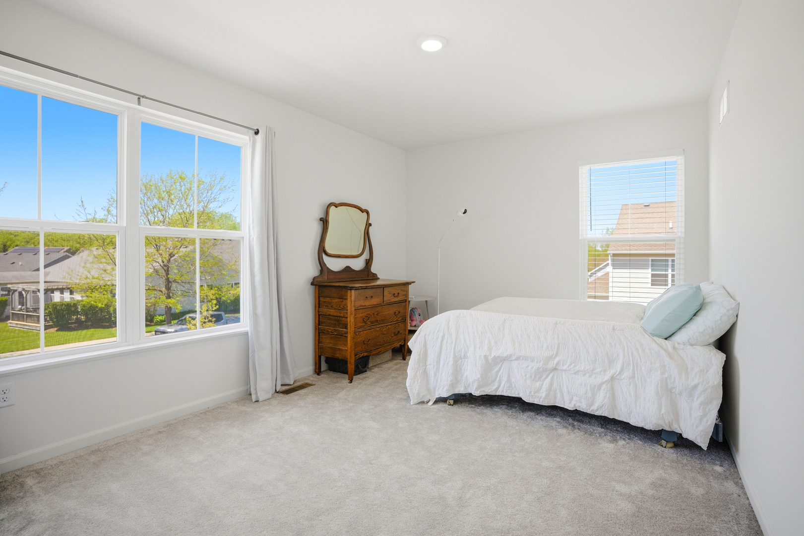 4706 Fox Trail Court, Wonder Lake, IL 60097
