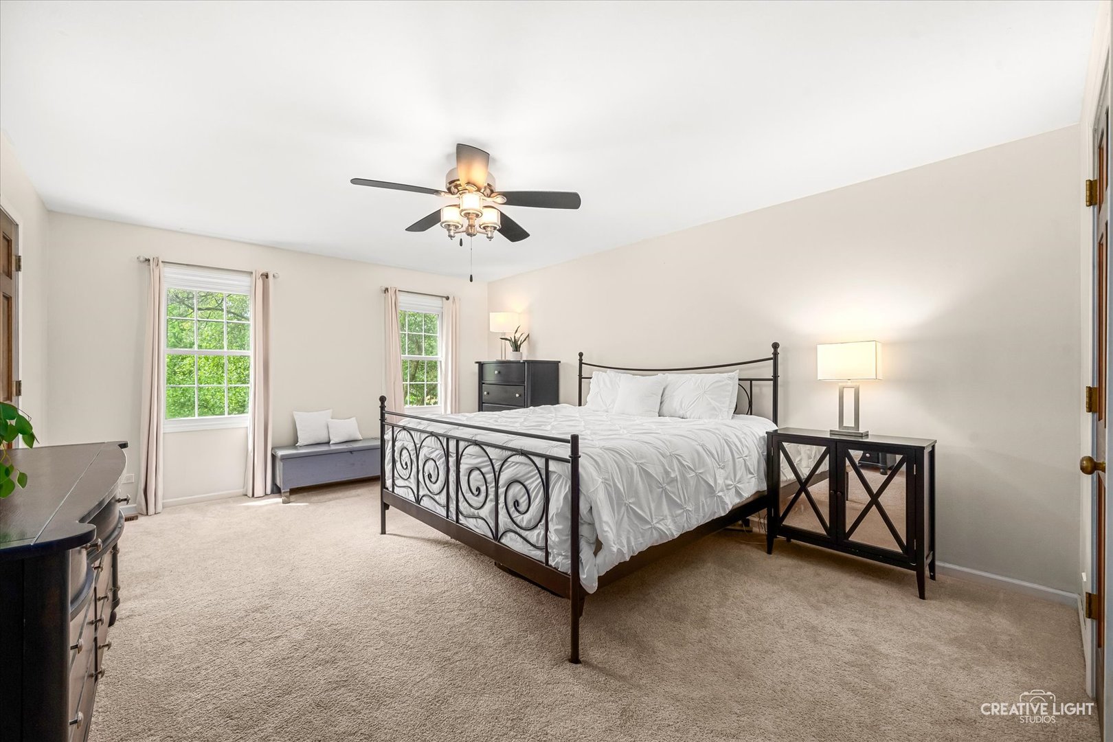 40W880 S Bridle Creek Drive, St. Charles, IL 60175