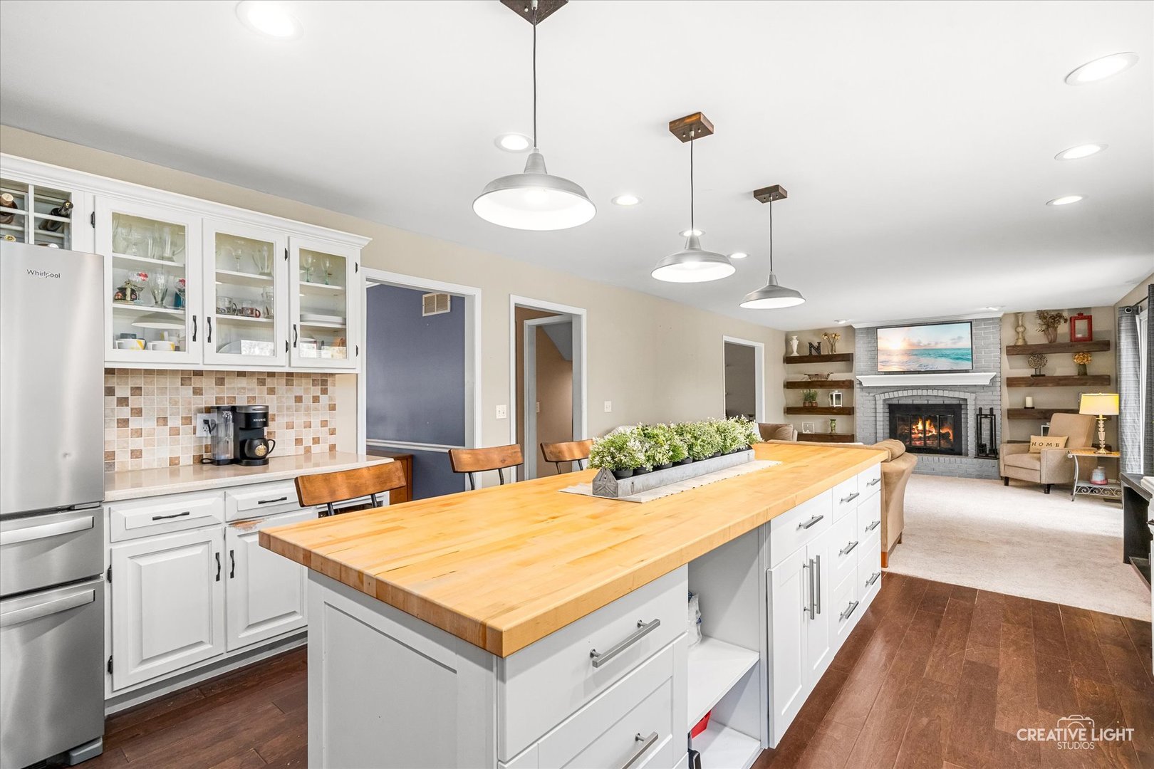 40W880 S Bridle Creek Drive, St. Charles, IL 60175