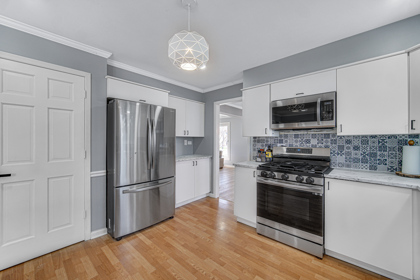 1623 W Bray Court, Arlington Heights, IL 60005