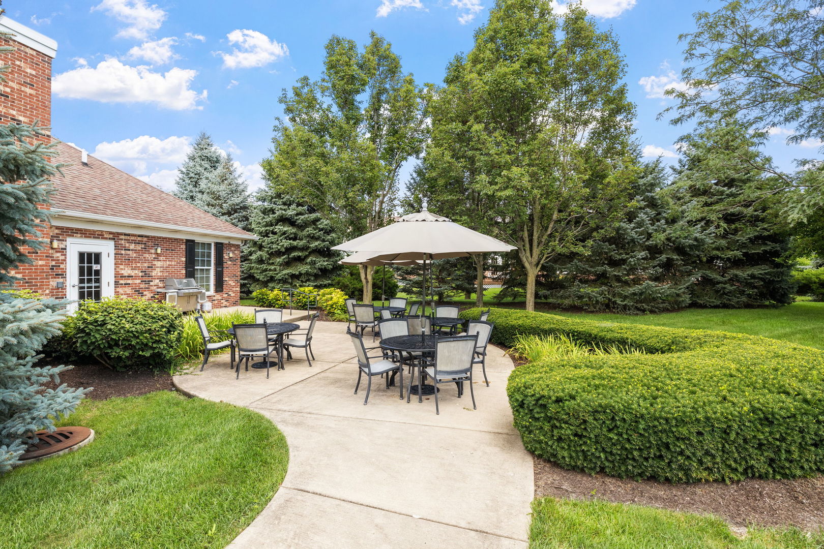 2893 Bond Circle #2893, Naperville, IL 60563