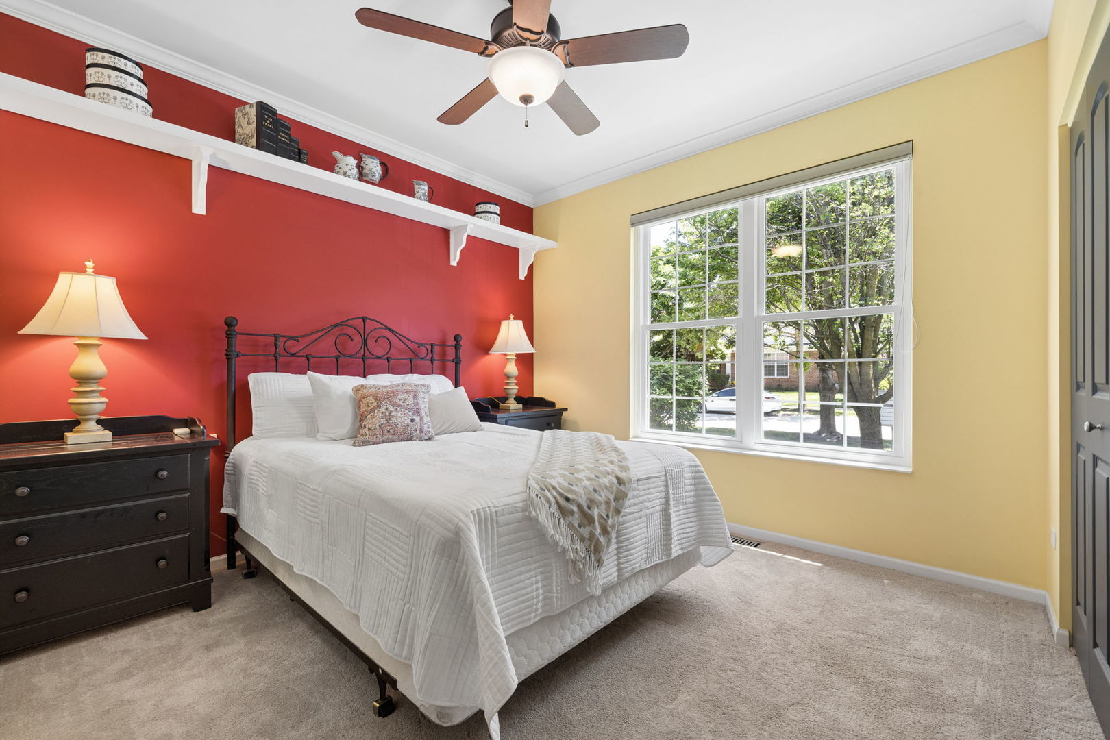 2893 Bond Circle #2893, Naperville, IL 60563