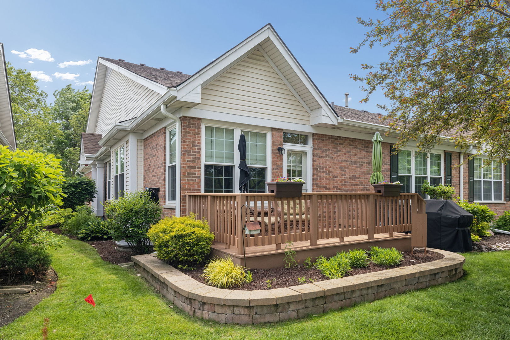 2893 Bond Circle #2893, Naperville, IL 60563