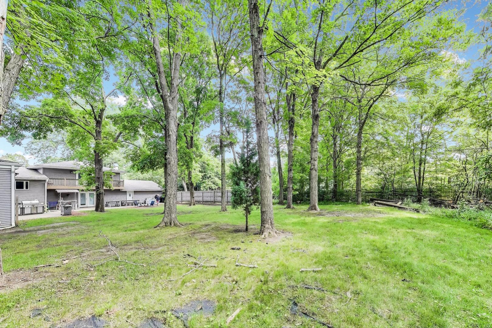 32362 N PINE Avenue, Grayslake, IL 60030