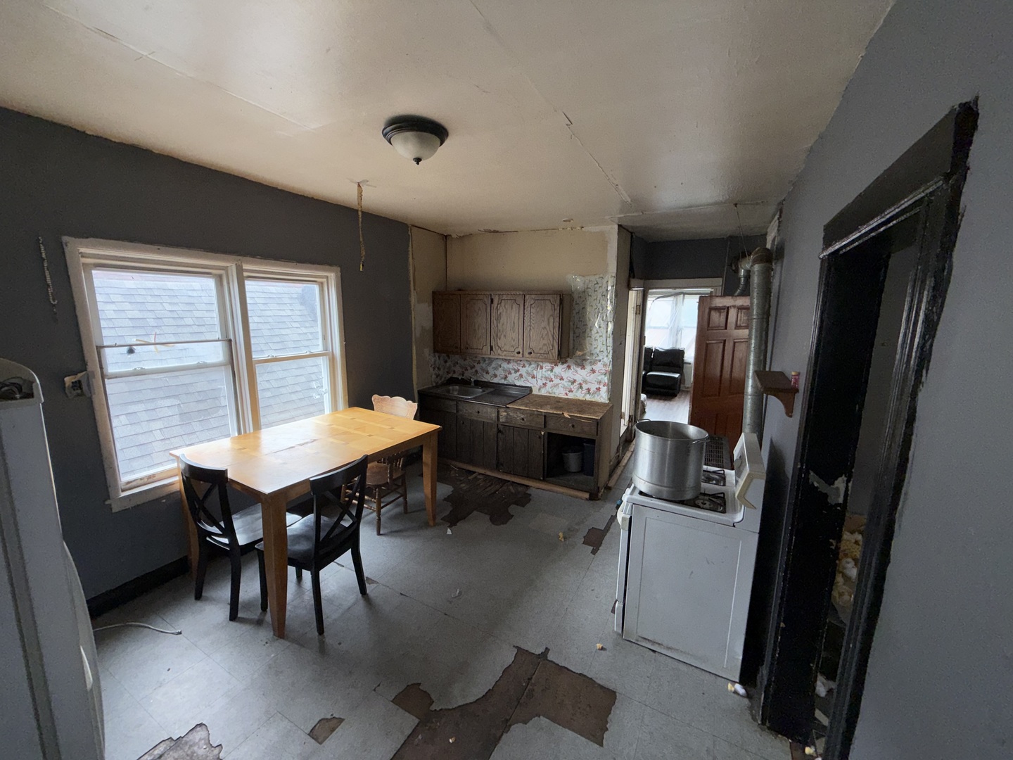 4815 S WINCHESTER Avenue, Chicago, IL 60609