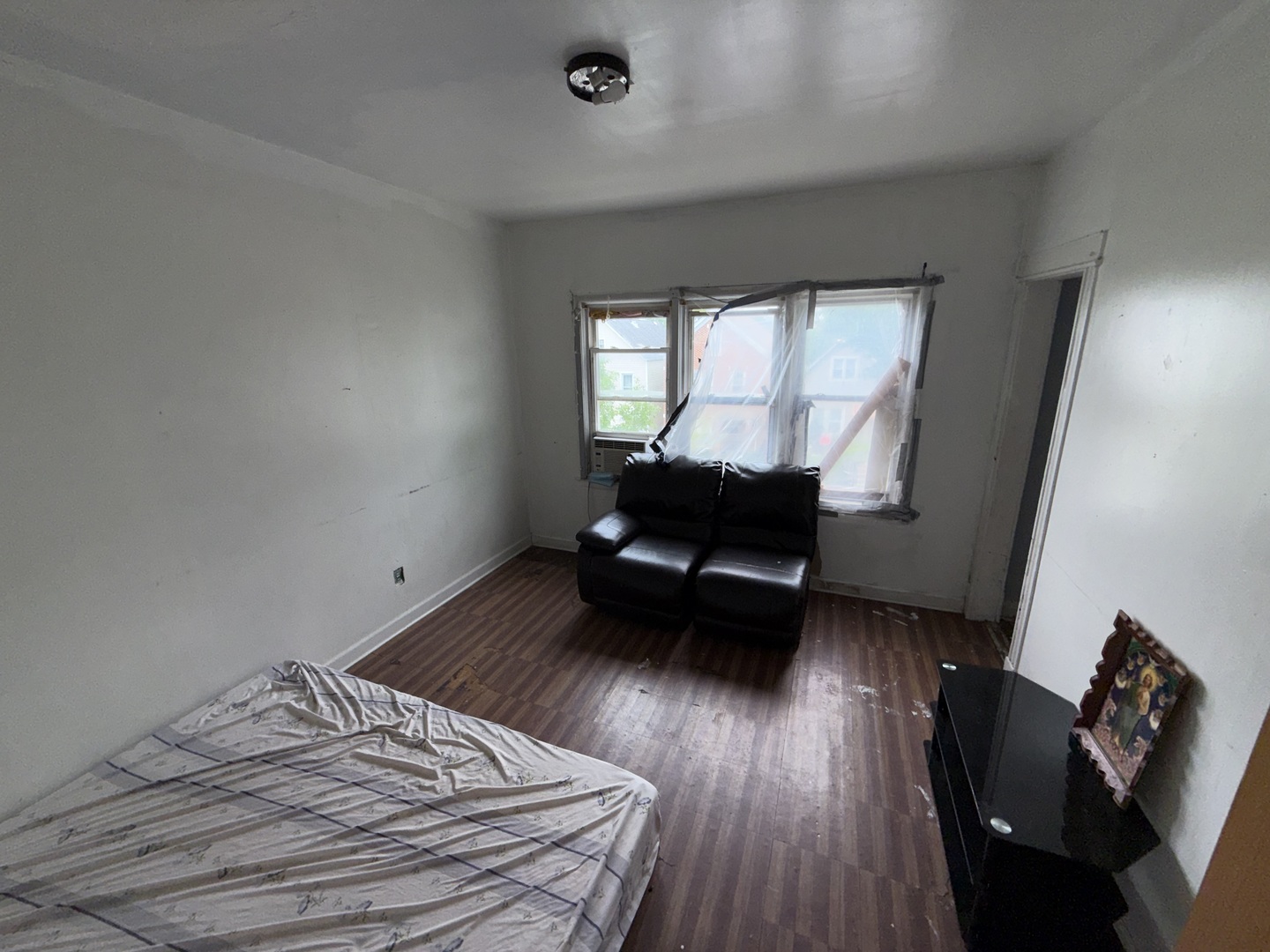 4815 S WINCHESTER Avenue, Chicago, IL 60609