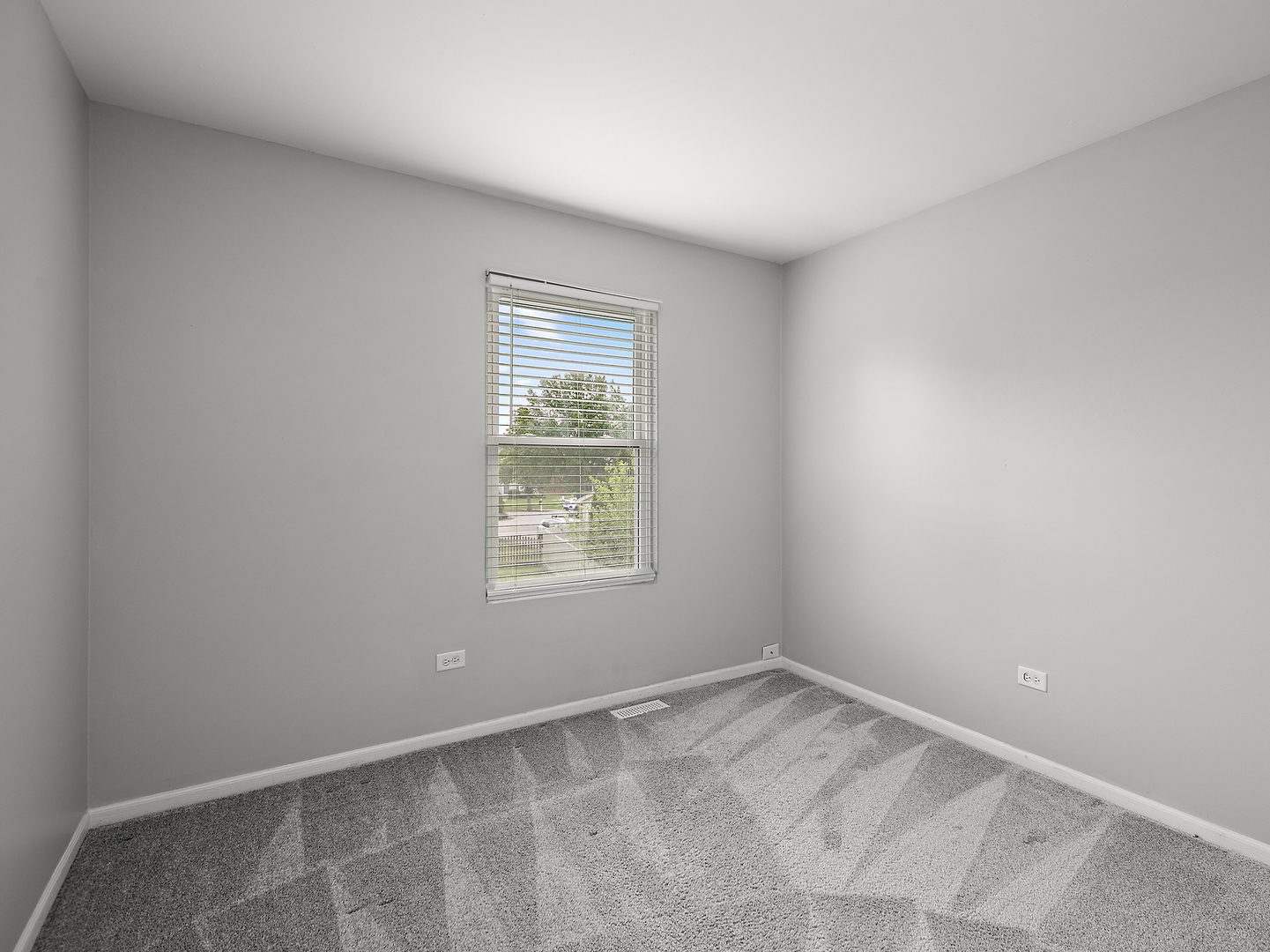 5301 Whisper Meadow Court, Plainfield, IL 60586