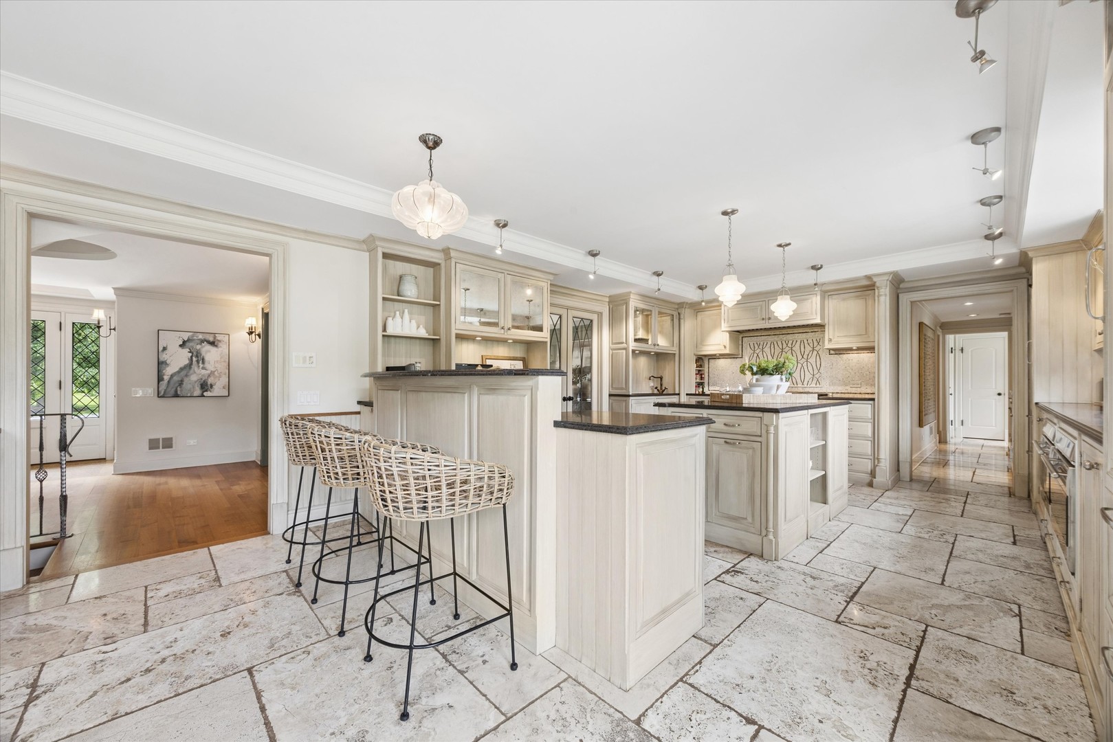 325 Princeton Road, Hinsdale, IL 60521