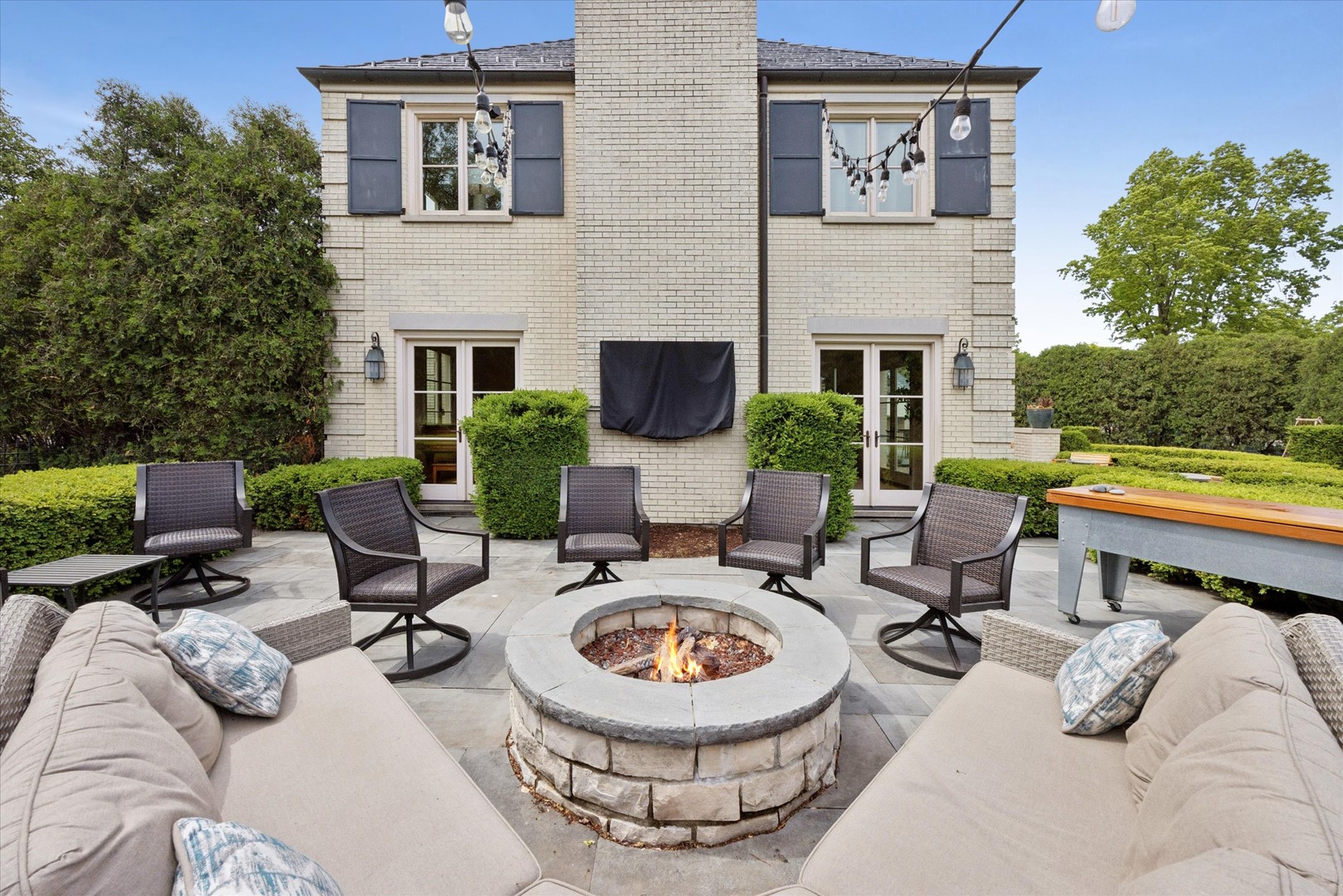 325 Princeton Road, Hinsdale, IL 60521