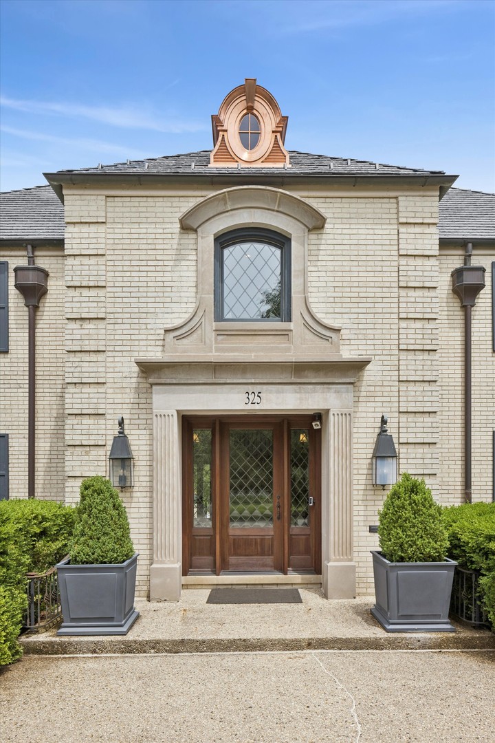 325 Princeton Road, Hinsdale, IL 60521
