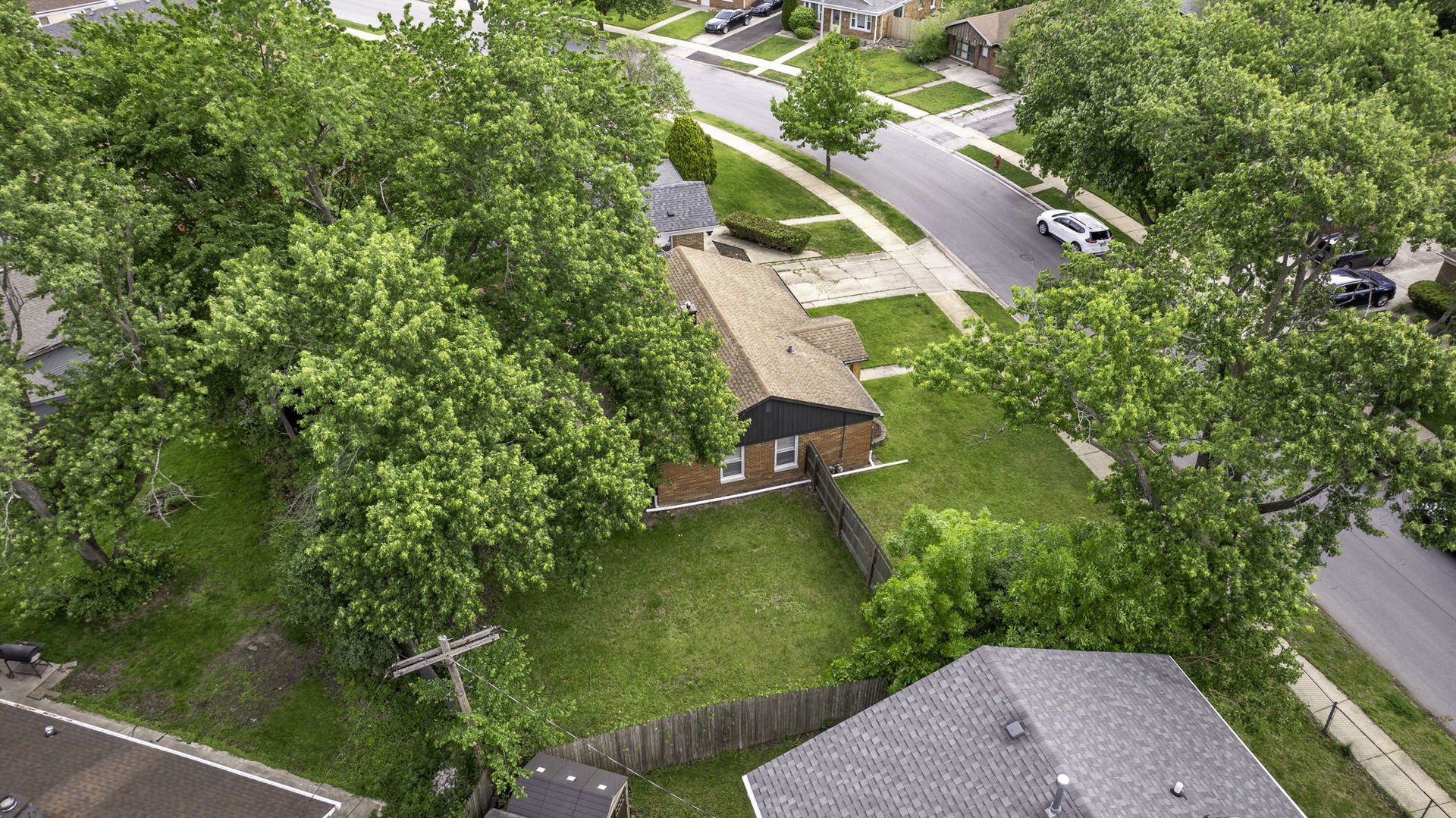 11660 S Harry J Rogowski Drive, Merrionette Park, IL 60803