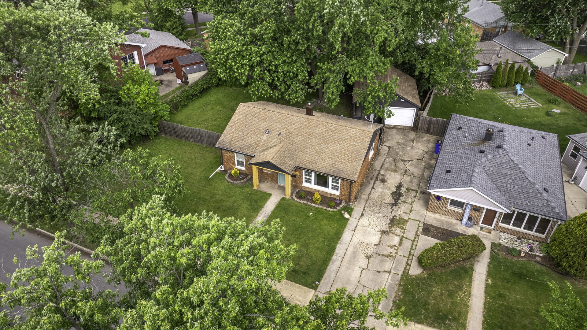 11660 S Harry J Rogowski Drive, Merrionette Park, IL 60803