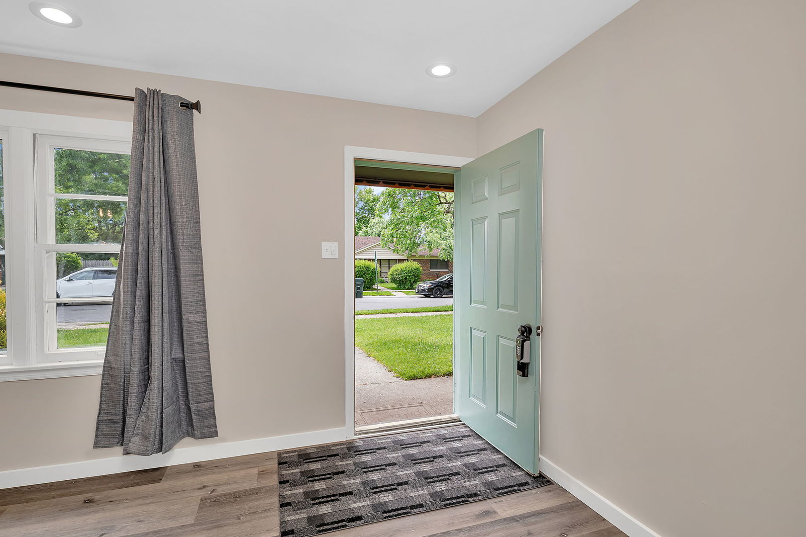 11660 S Harry J Rogowski Drive, Merrionette Park, IL 60803