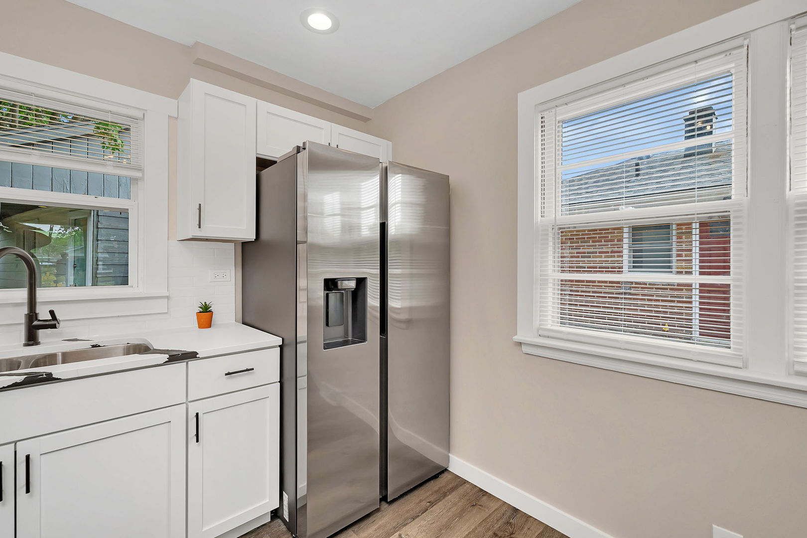 11660 S Harry J Rogowski Drive, Merrionette Park, IL 60803