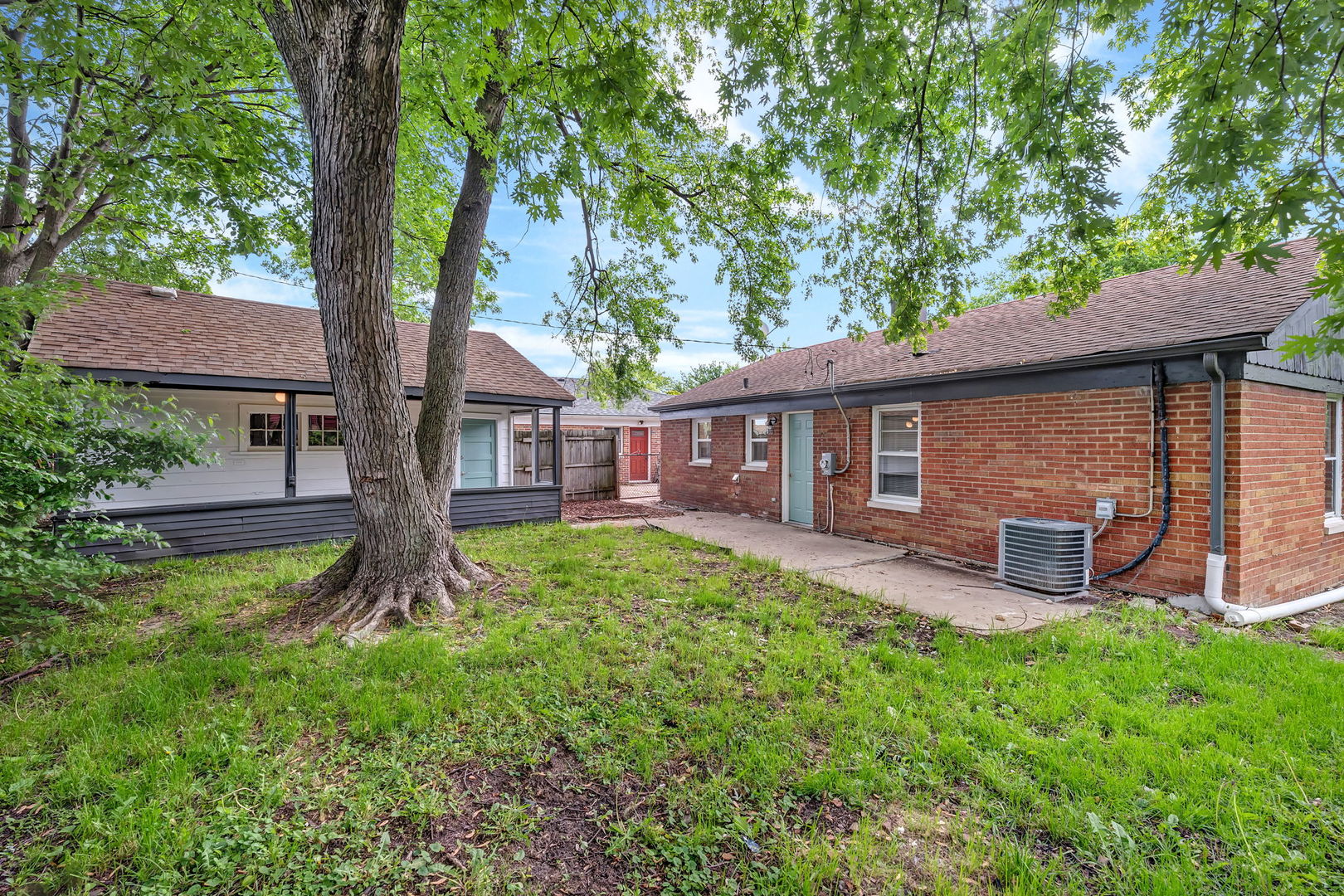 11660 S Harry J Rogowski Drive, Merrionette Park, IL 60803