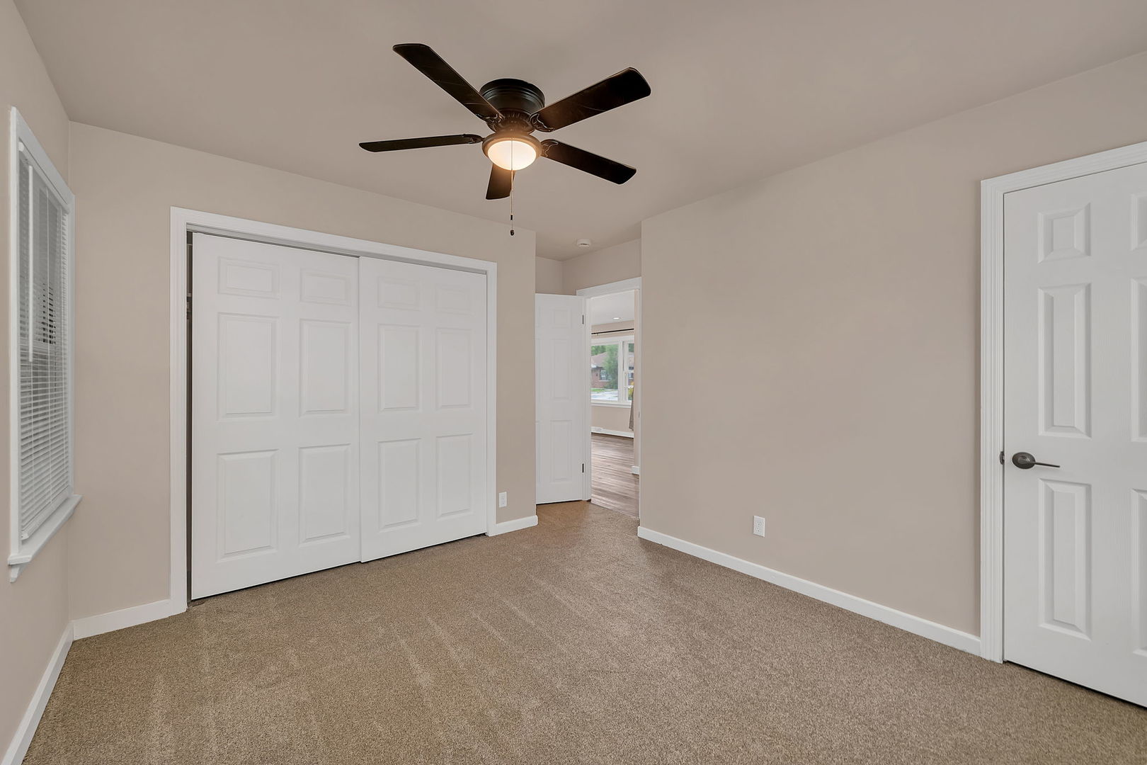 11660 S Harry J Rogowski Drive, Merrionette Park, IL 60803