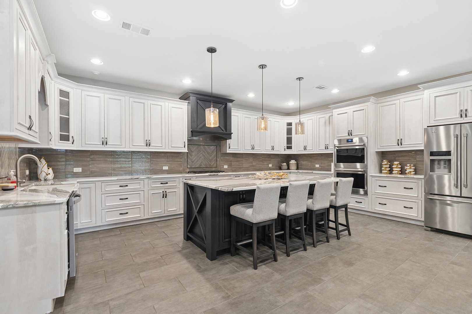 15w181 87th Street, Burr Ridge, IL 60527