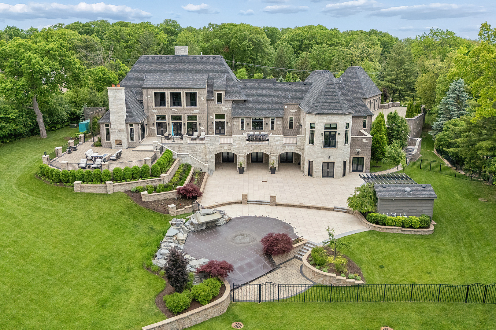 15w181 87th Street, Burr Ridge, IL 60527