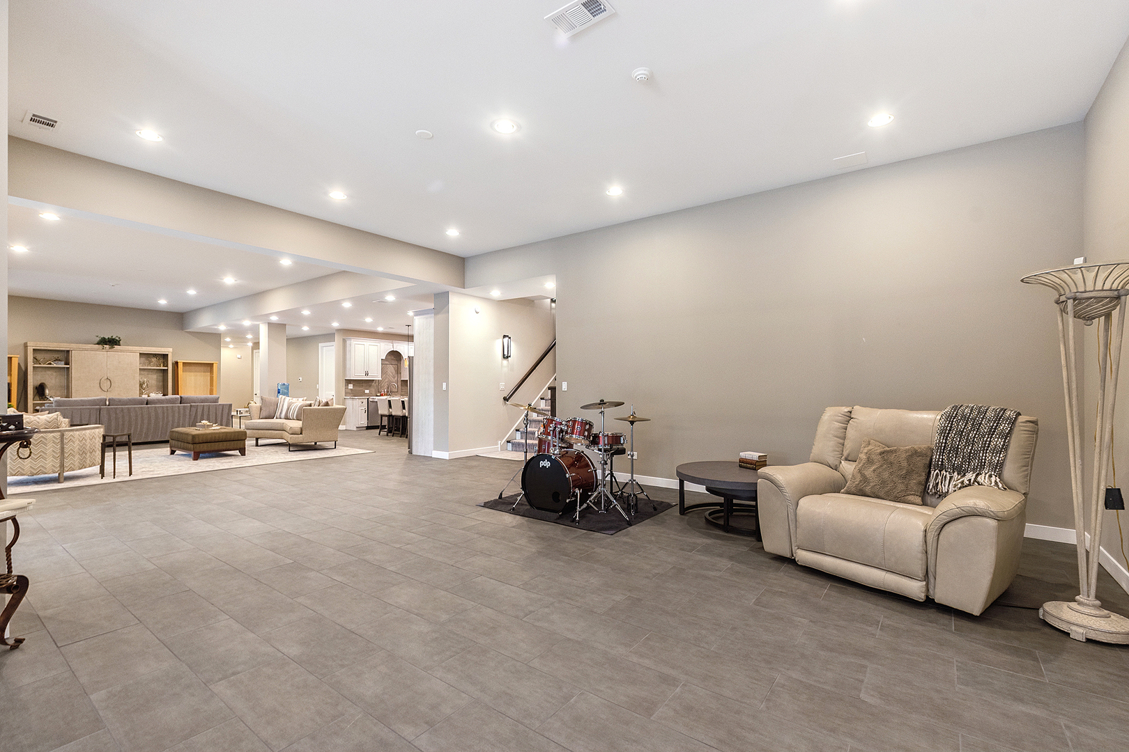 15w181 87th Street, Burr Ridge, IL 60527
