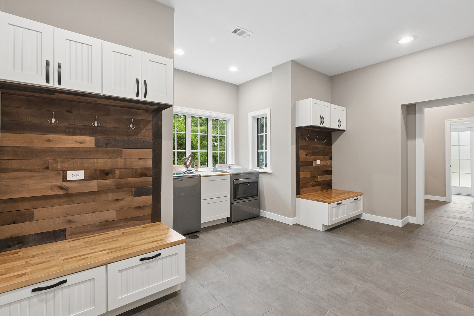 15w181 87th Street, Burr Ridge, IL 60527