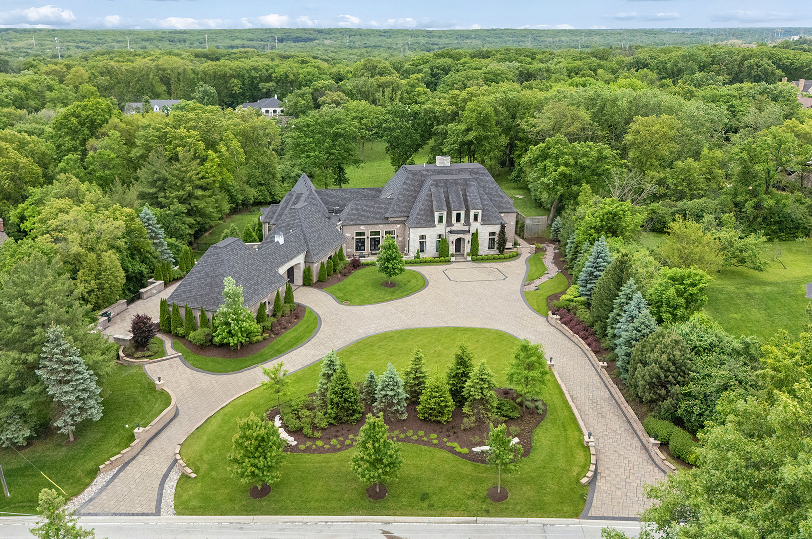 15w181 87th Street, Burr Ridge, IL 60527
