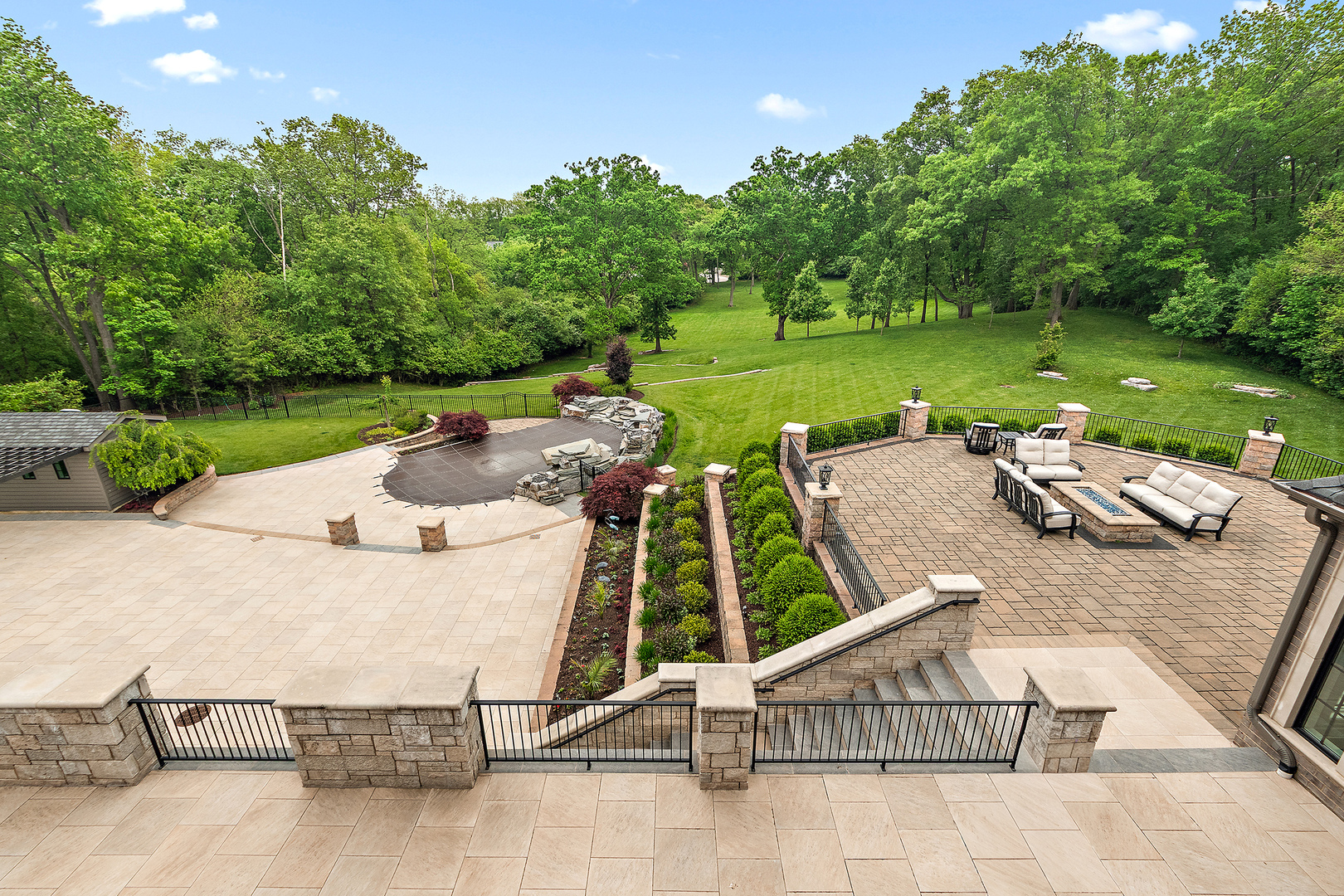 15w181 87th Street, Burr Ridge, IL 60527