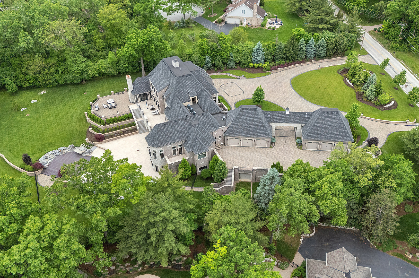 15w181 87th Street, Burr Ridge, IL 60527