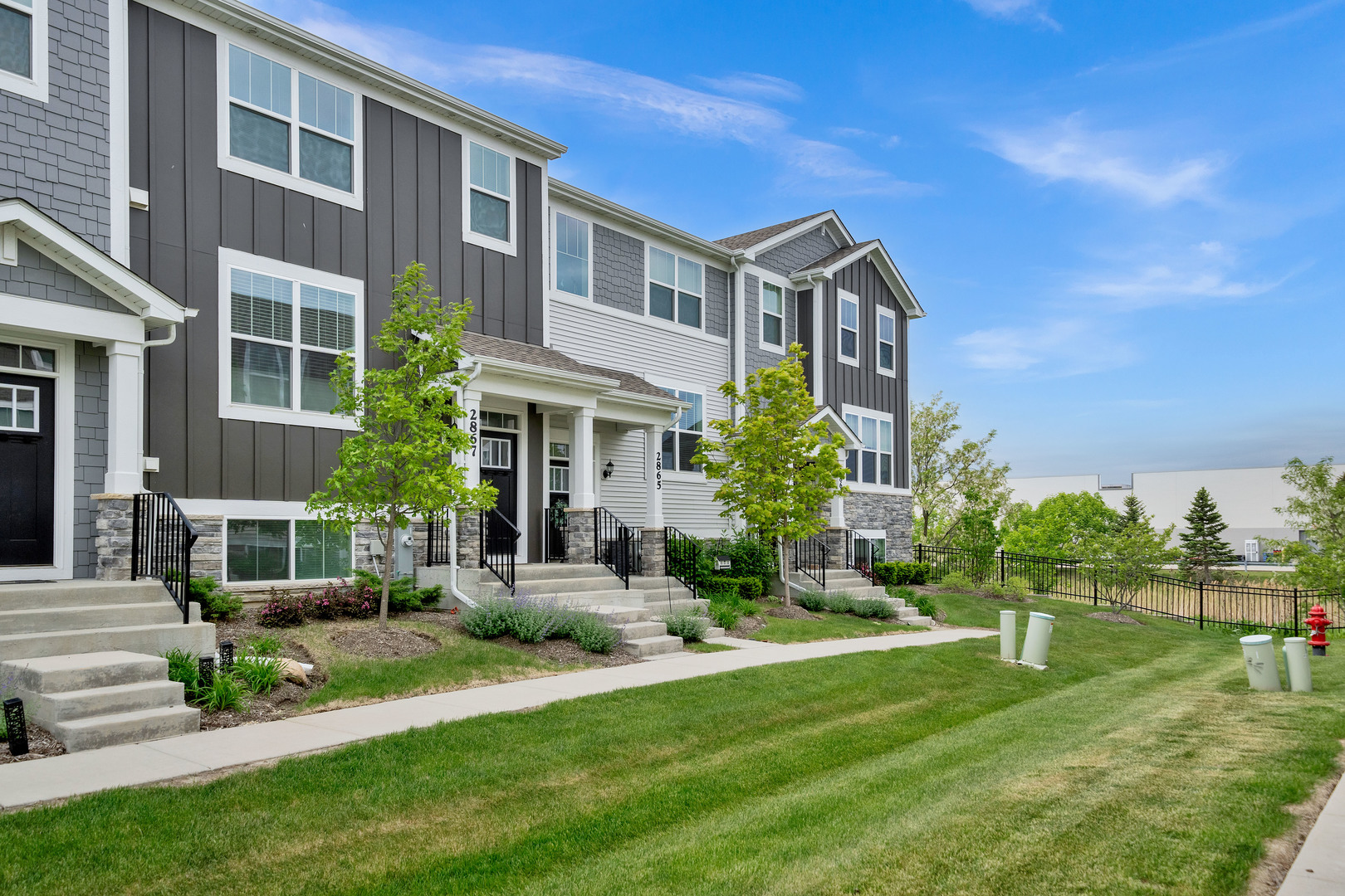 2867 Kessler Drive, Mundelein, IL 60060