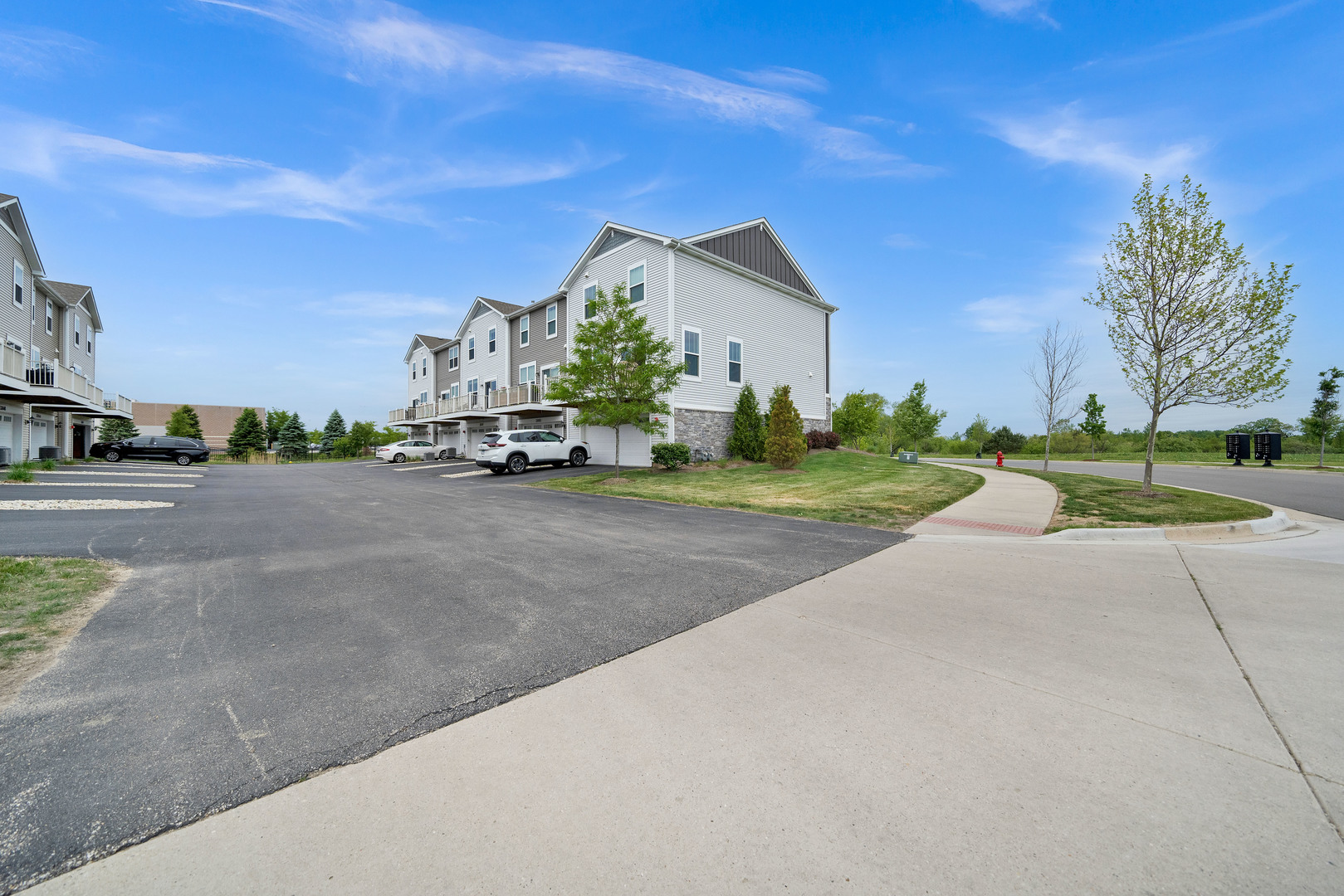 2867 Kessler Drive, Mundelein, IL 60060