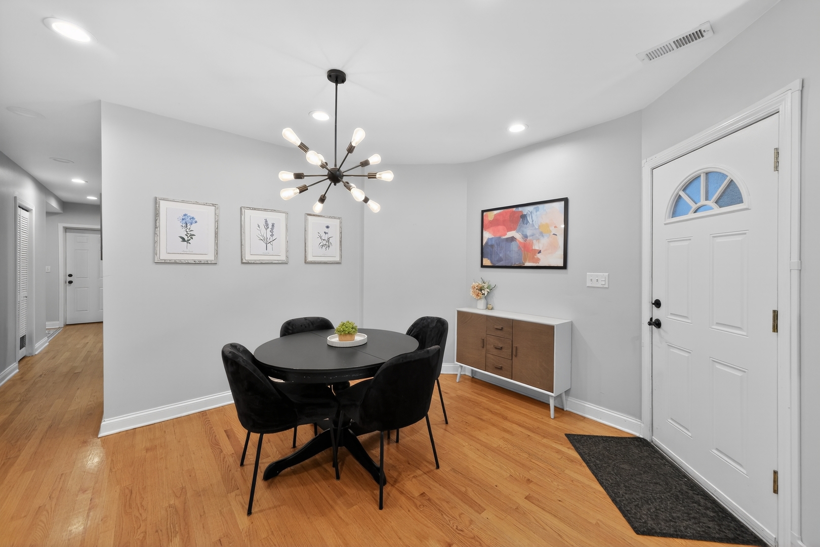 4327 N Damen Avenue #G, Chicago, IL 60618