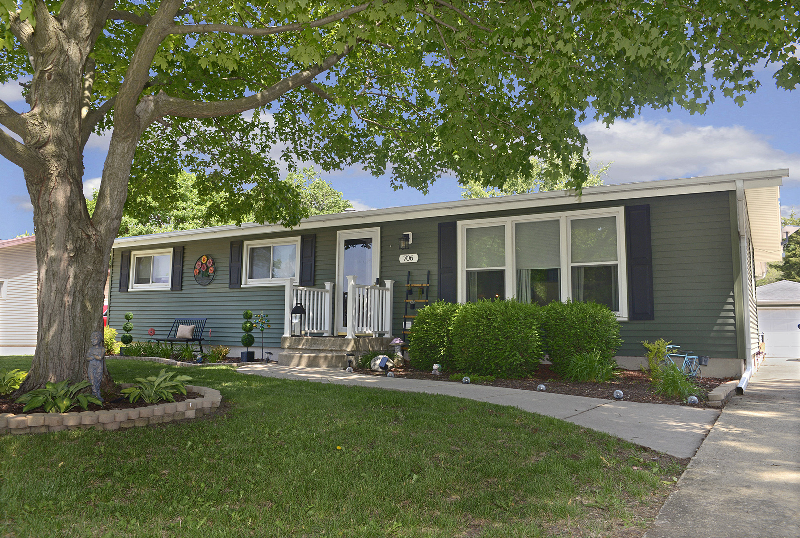 706 Catlin Street, Ottawa, IL 61350