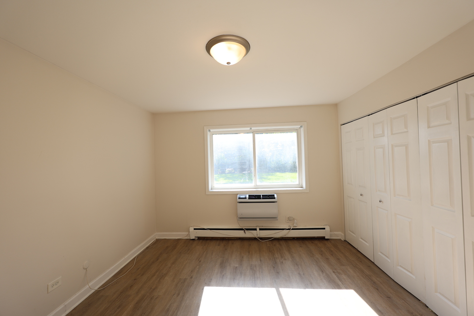 2230 S Goebbert Road #139, Arlington Heights, IL 60005