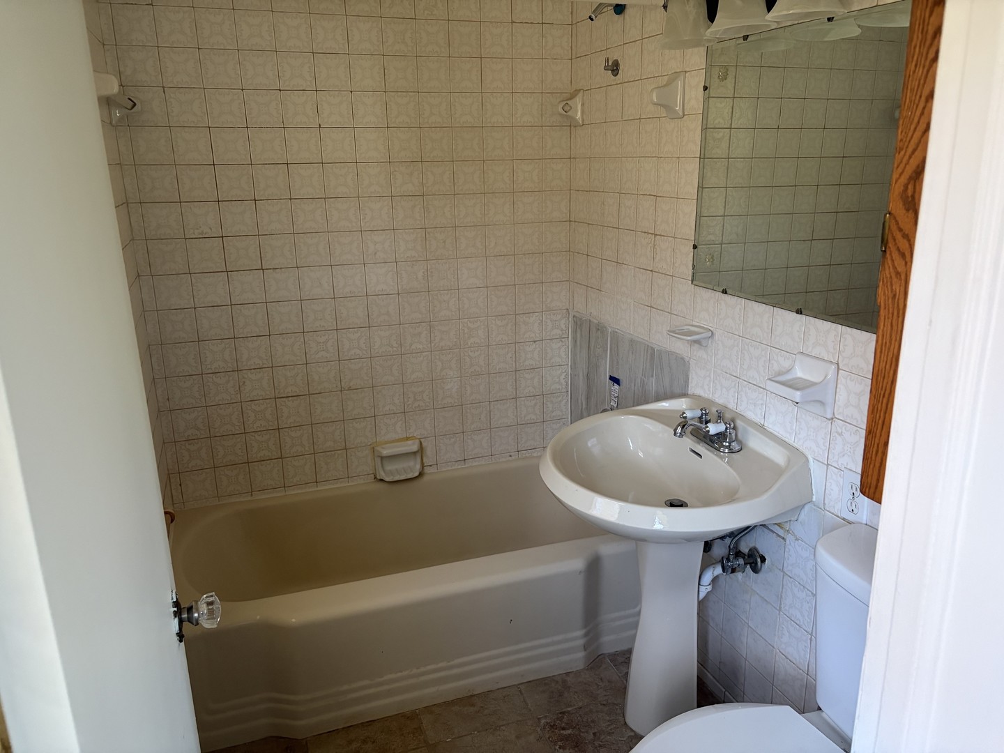 14221 S Wentworth Avenue, Riverdale, IL 60827
