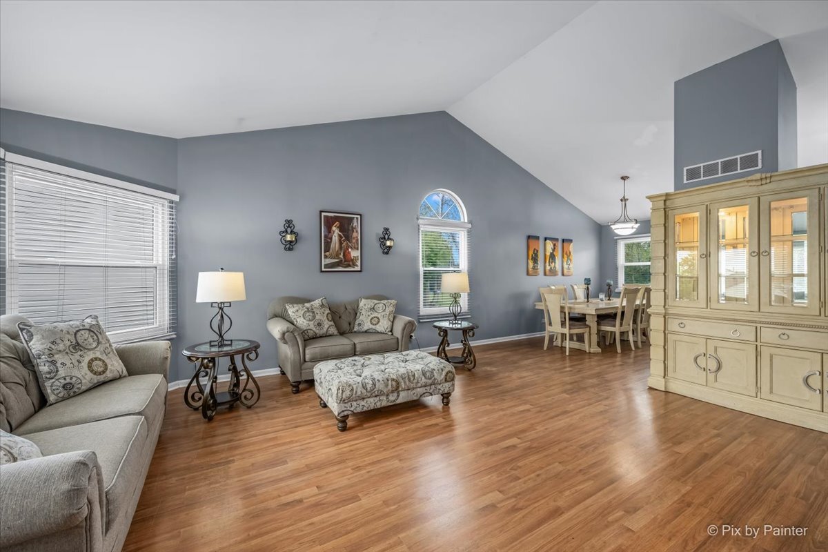 1314 Aspen Court, Elgin, IL 60120
