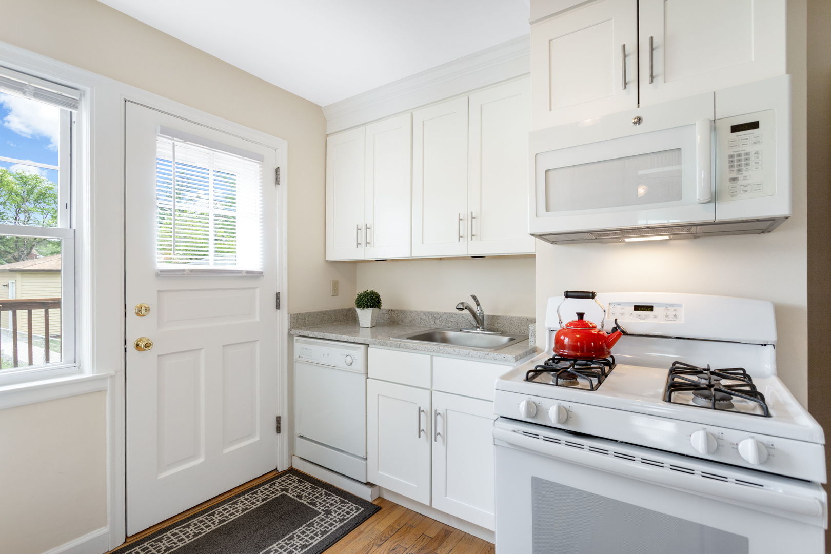 3501 Vernon Avenue, Brookfield, IL 60513