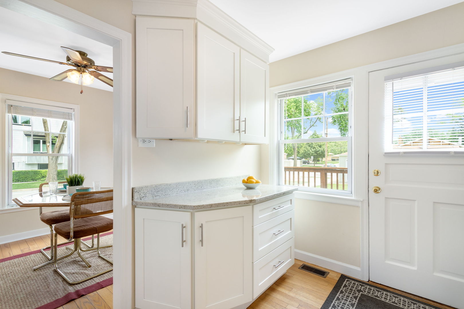 3501 Vernon Avenue, Brookfield, IL 60513