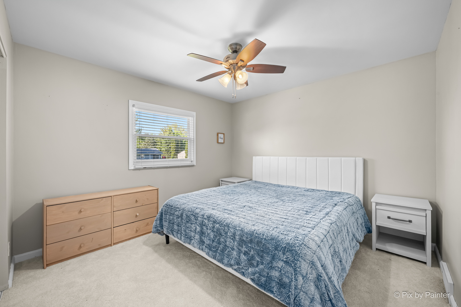 2408 W Fairview Lane, McHenry, IL 60051