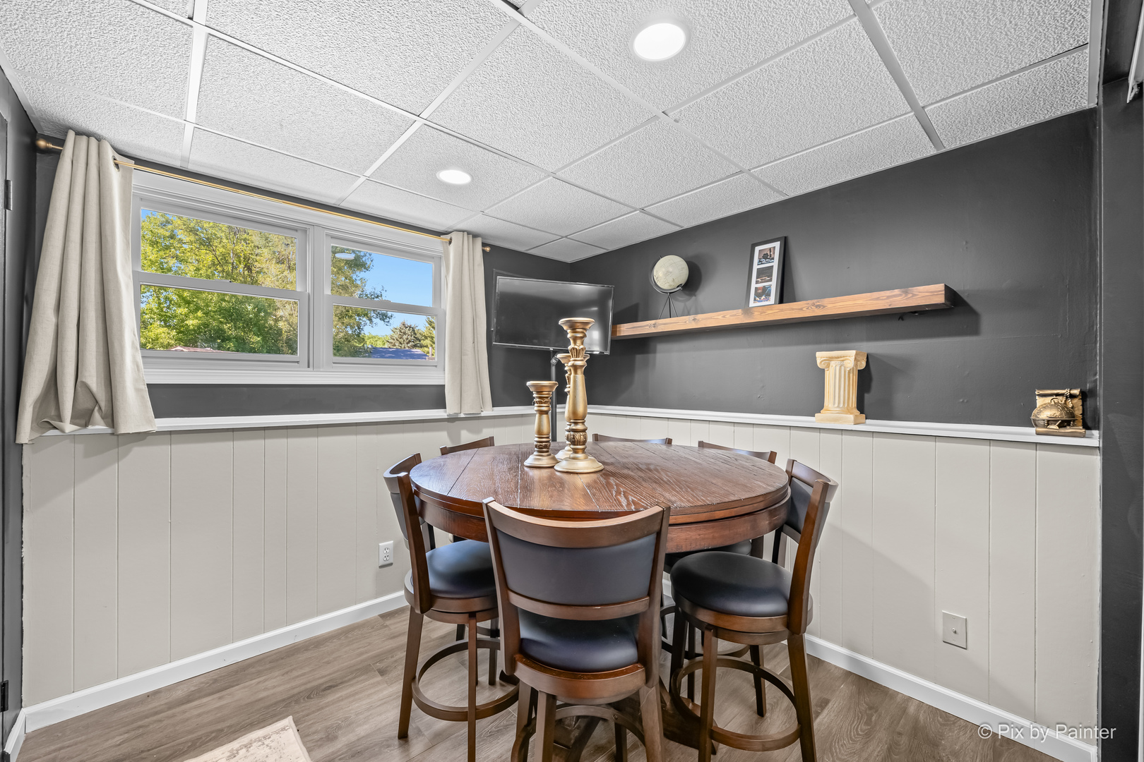 2408 W Fairview Lane, McHenry, IL 60051