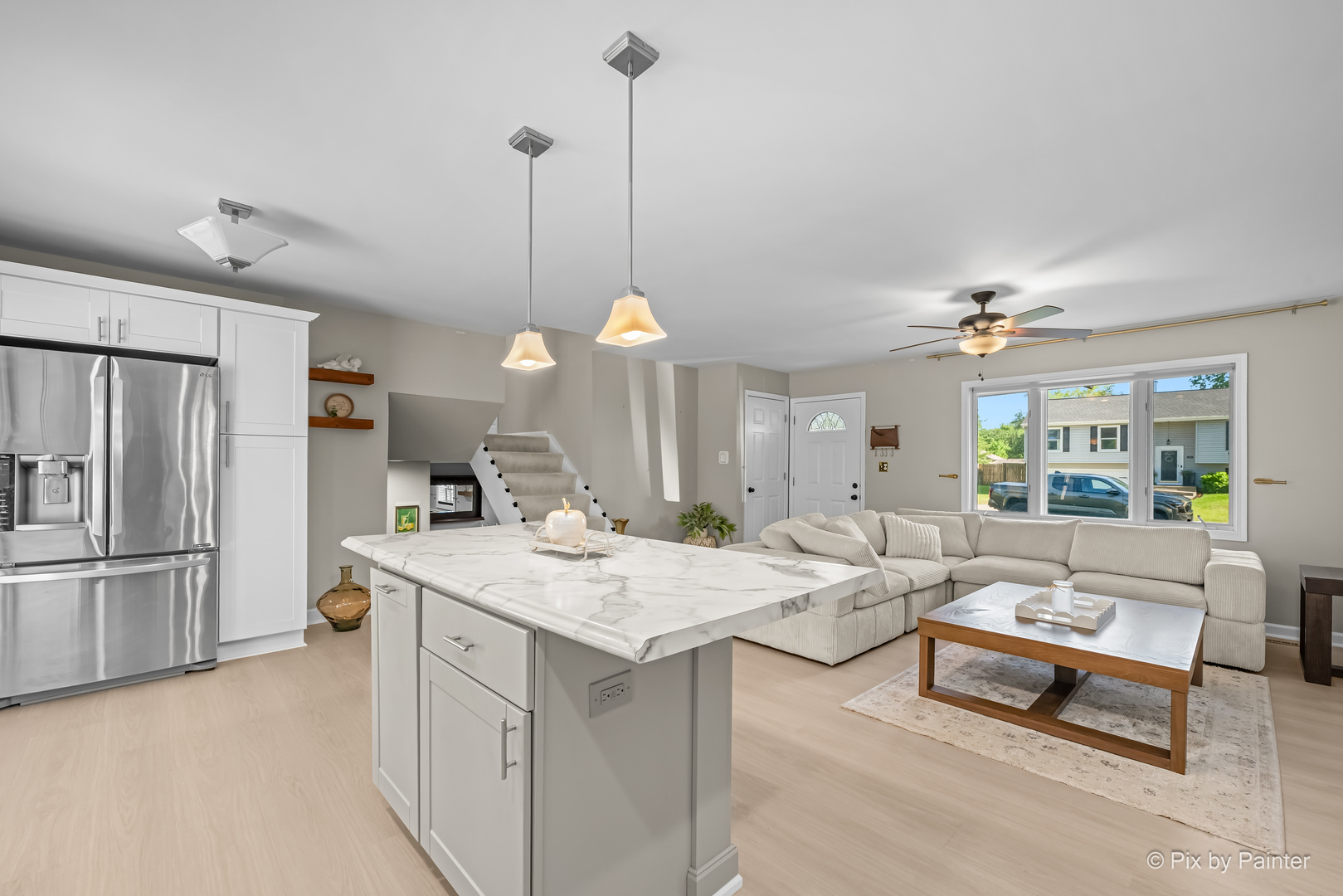 2408 W Fairview Lane, McHenry, IL 60051