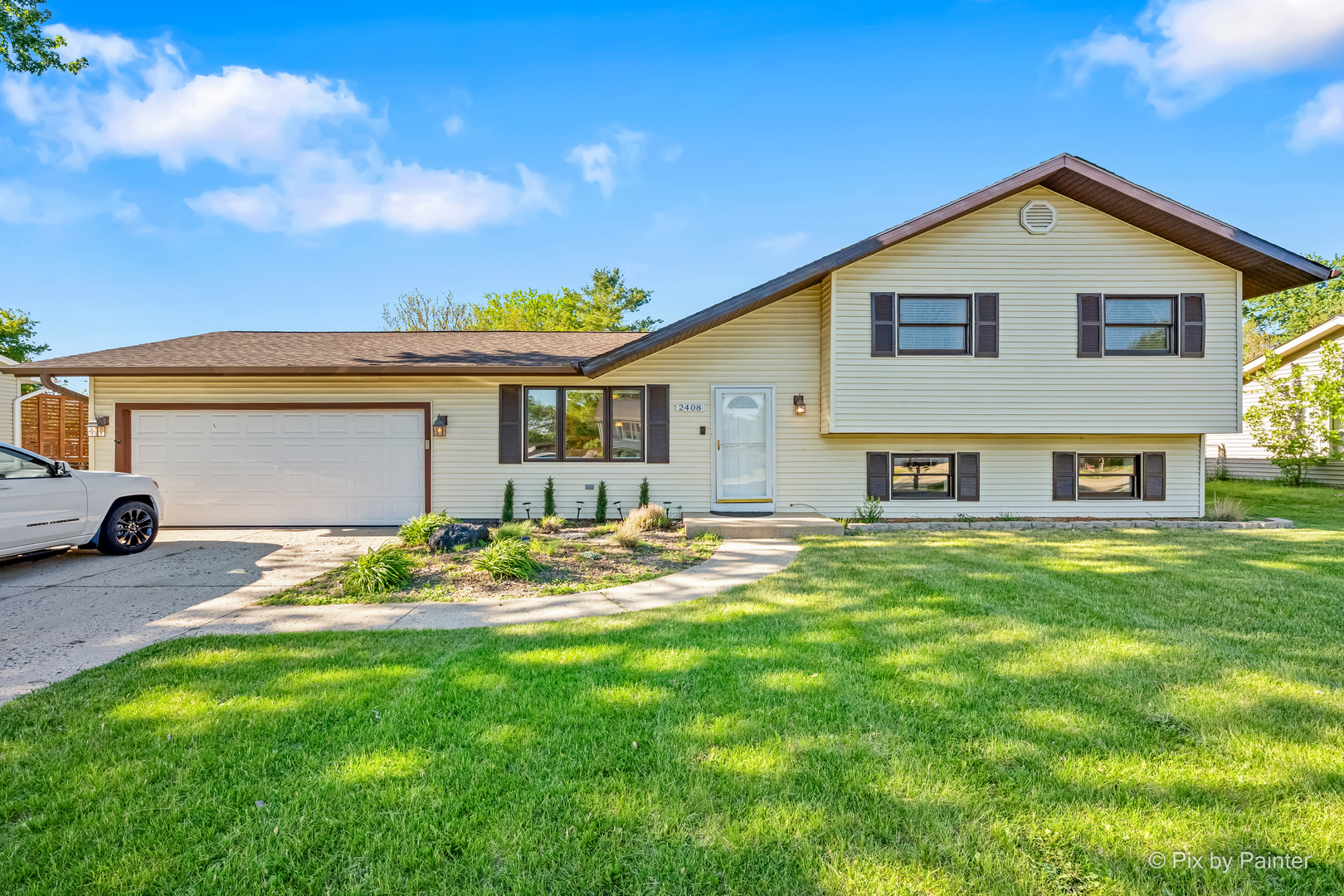 2408 W Fairview Lane, McHenry, IL 60051