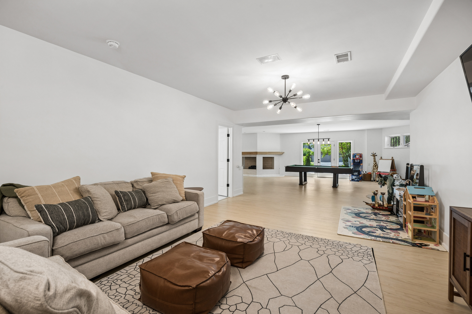 14460 Raneys Lane, Orland Park, IL 60462