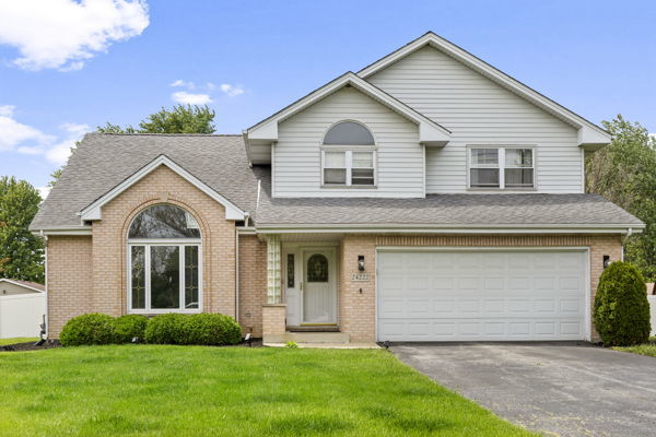 24222 S Volbrecht Road, Crete, IL 60417