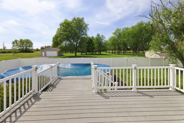24222 S Volbrecht Road, Crete, IL 60417