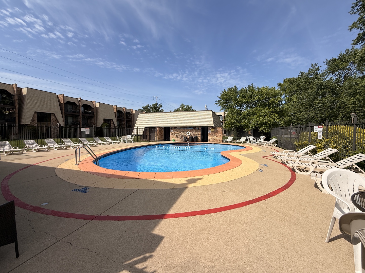 7316 Blackstone Avenue #36, Justice, IL 60458