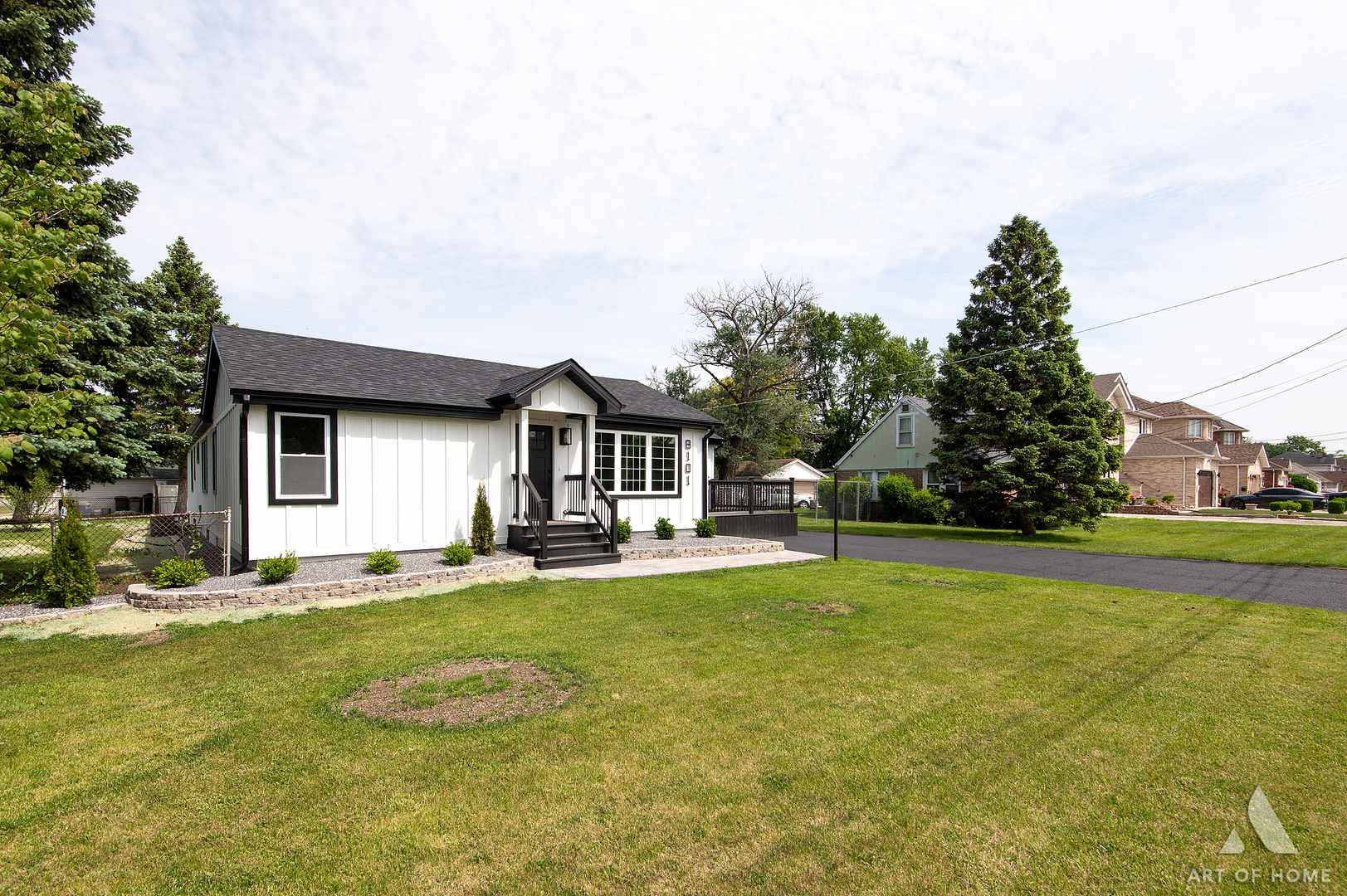 8101 Oak Park Avenue, Burbank, IL 60459