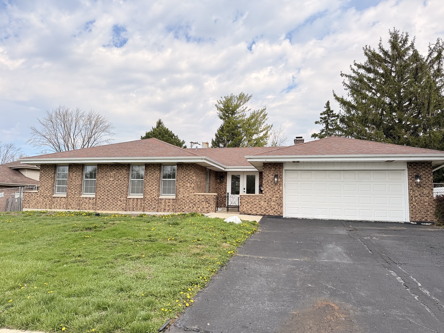 823 Bradoc Street, Chicago Heights, IL 60411