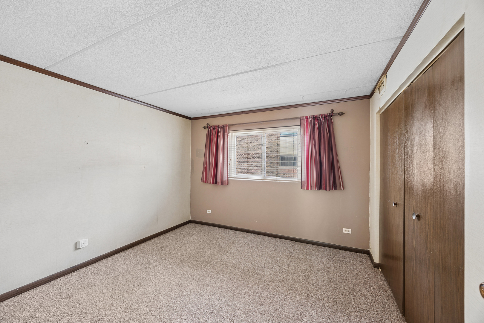 11105 O Gorman Drive #1, Palos Hills, IL 60465