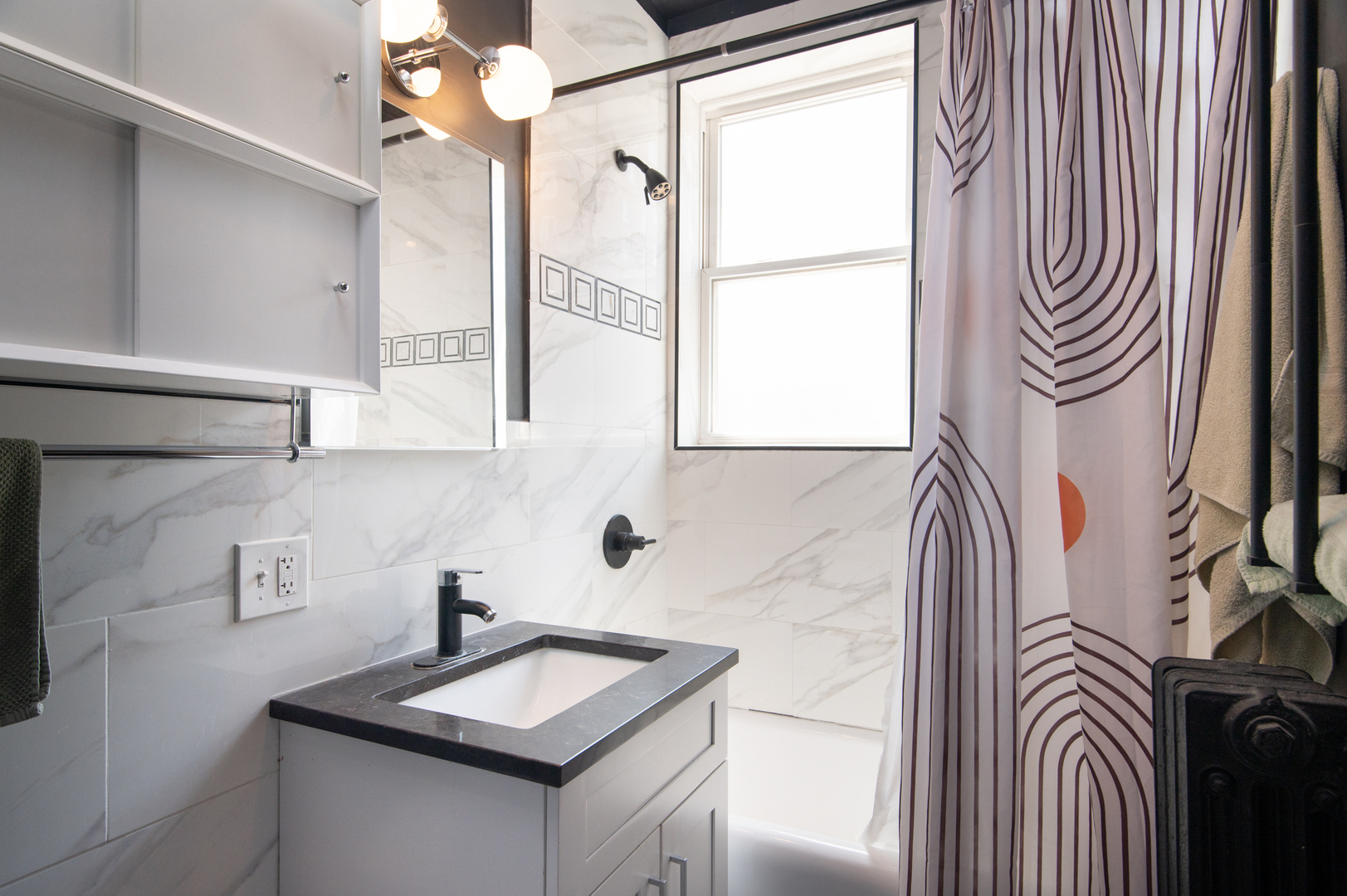 819 E 53rd Street #3, Chicago, IL 60615